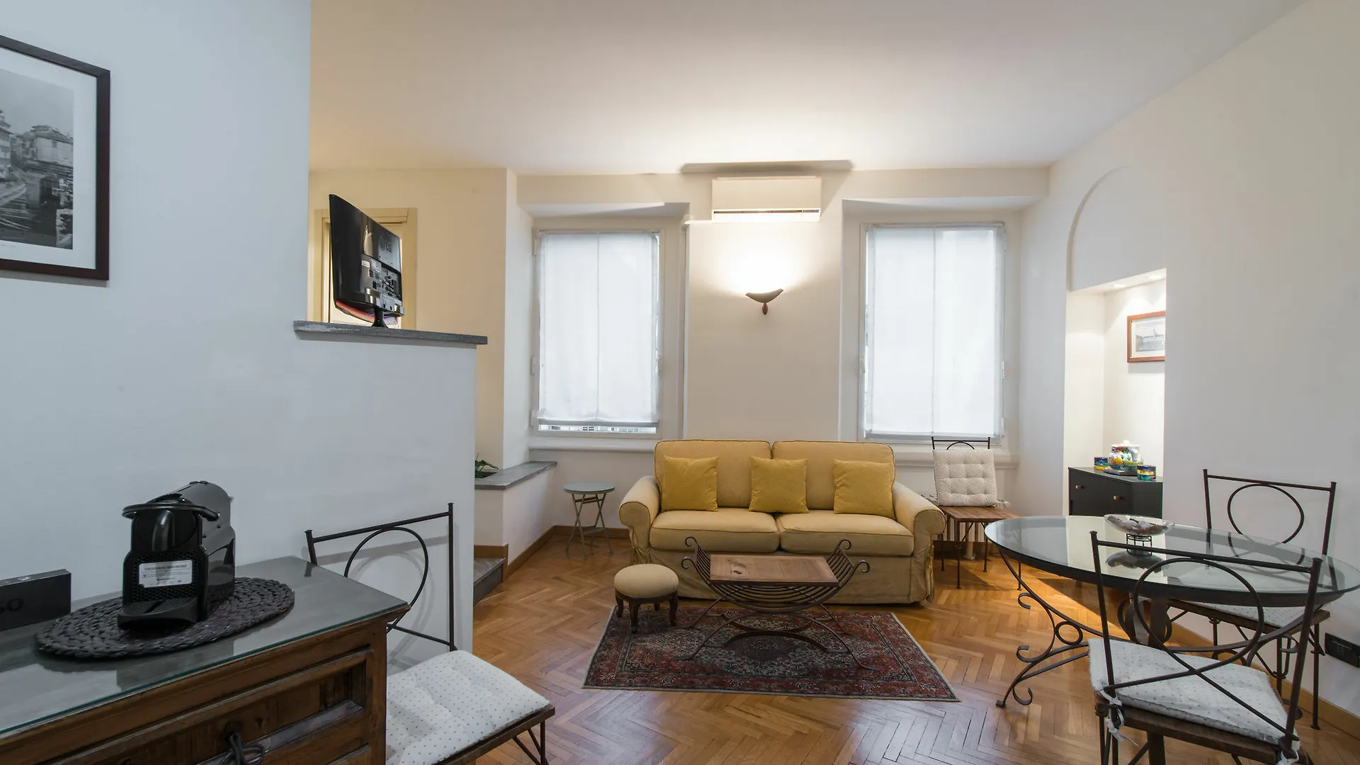 At Home Heart Of Milan - Duomo Apartment